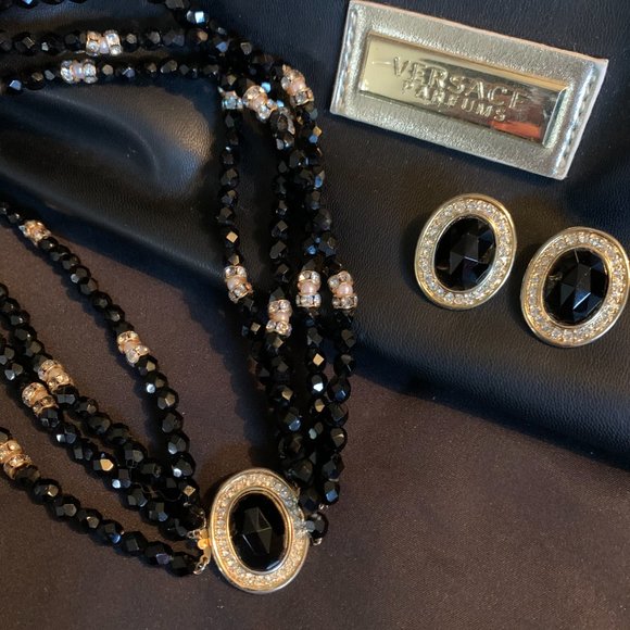 HOBE Black Glass, Pearl, Rhinestone Necklace Set - Picture 6 of 12
